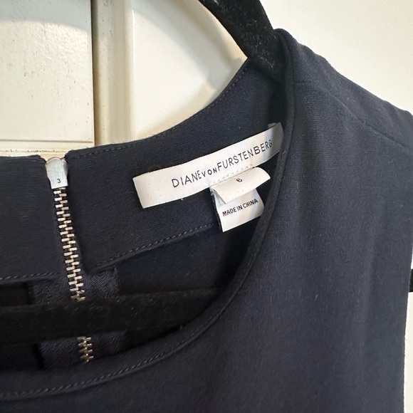 Diane Von  Furstenberg dress Navy Blue carpreena mini dress - Picture 3 of 6